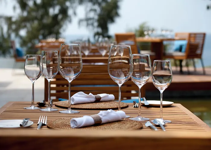 5 star hotel: Pullman Phuket Arcadia Naithon Beach